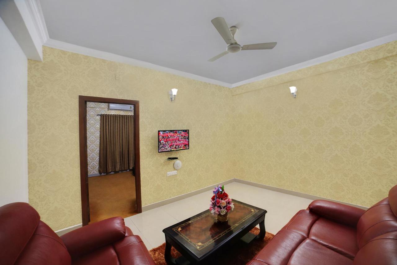 The Liverpool Blue Hotels Bangalore Exterior photo