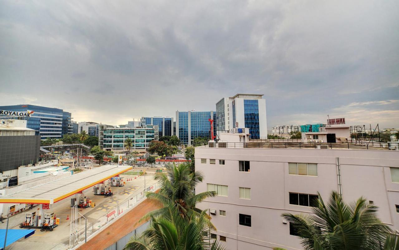 The Liverpool Blue Hotels Bangalore Exterior photo