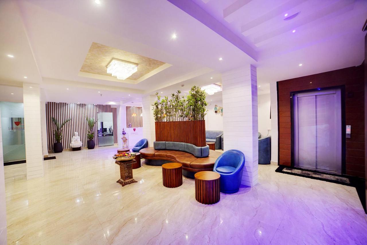 The Liverpool Blue Hotels Bangalore Exterior photo