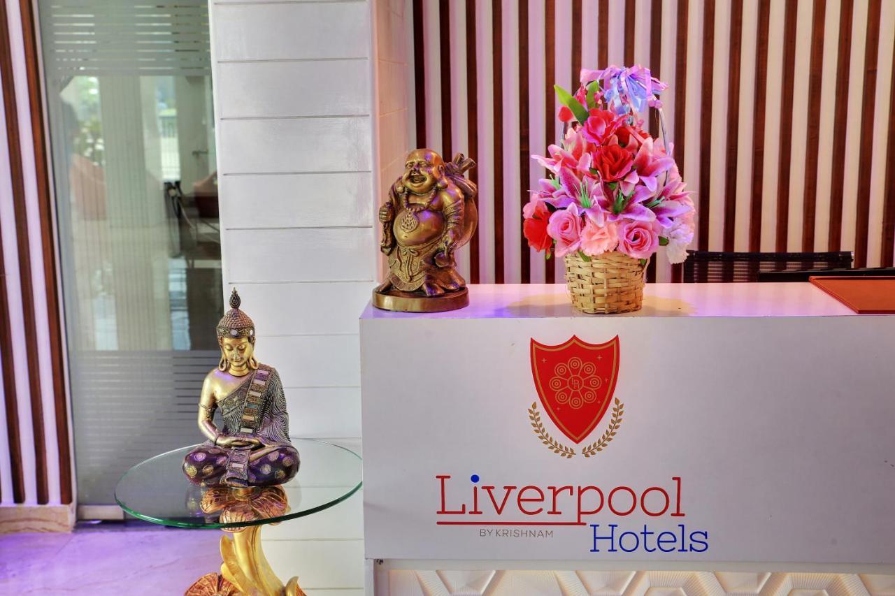 The Liverpool Blue Hotels Bangalore Exterior photo