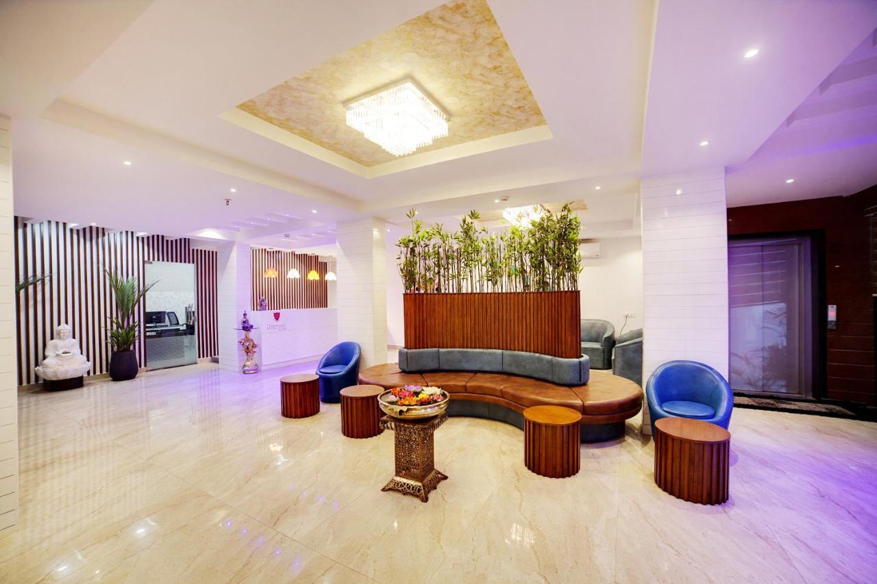 The Liverpool Blue Hotels Bangalore Exterior photo